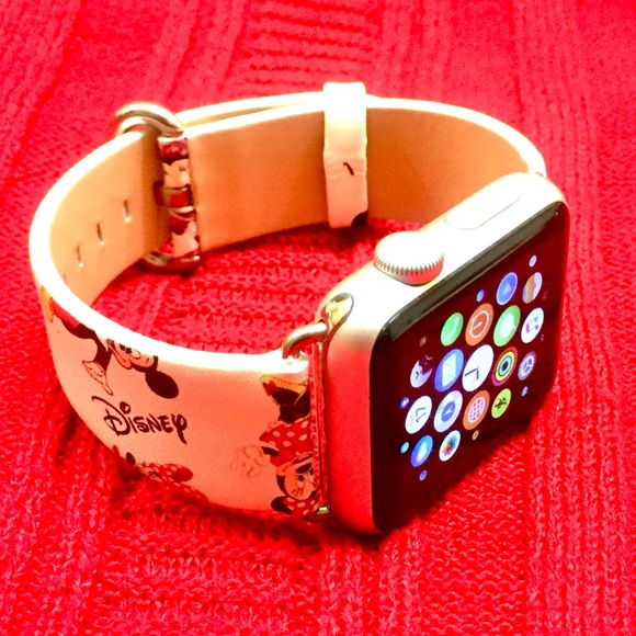 Disney Accessories - 38mm/40mm Minnie Mouse Apple Watch Leather Band